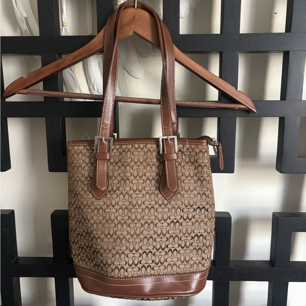 Vintage Coach Brown monogram patterned shoulder B… - image 3